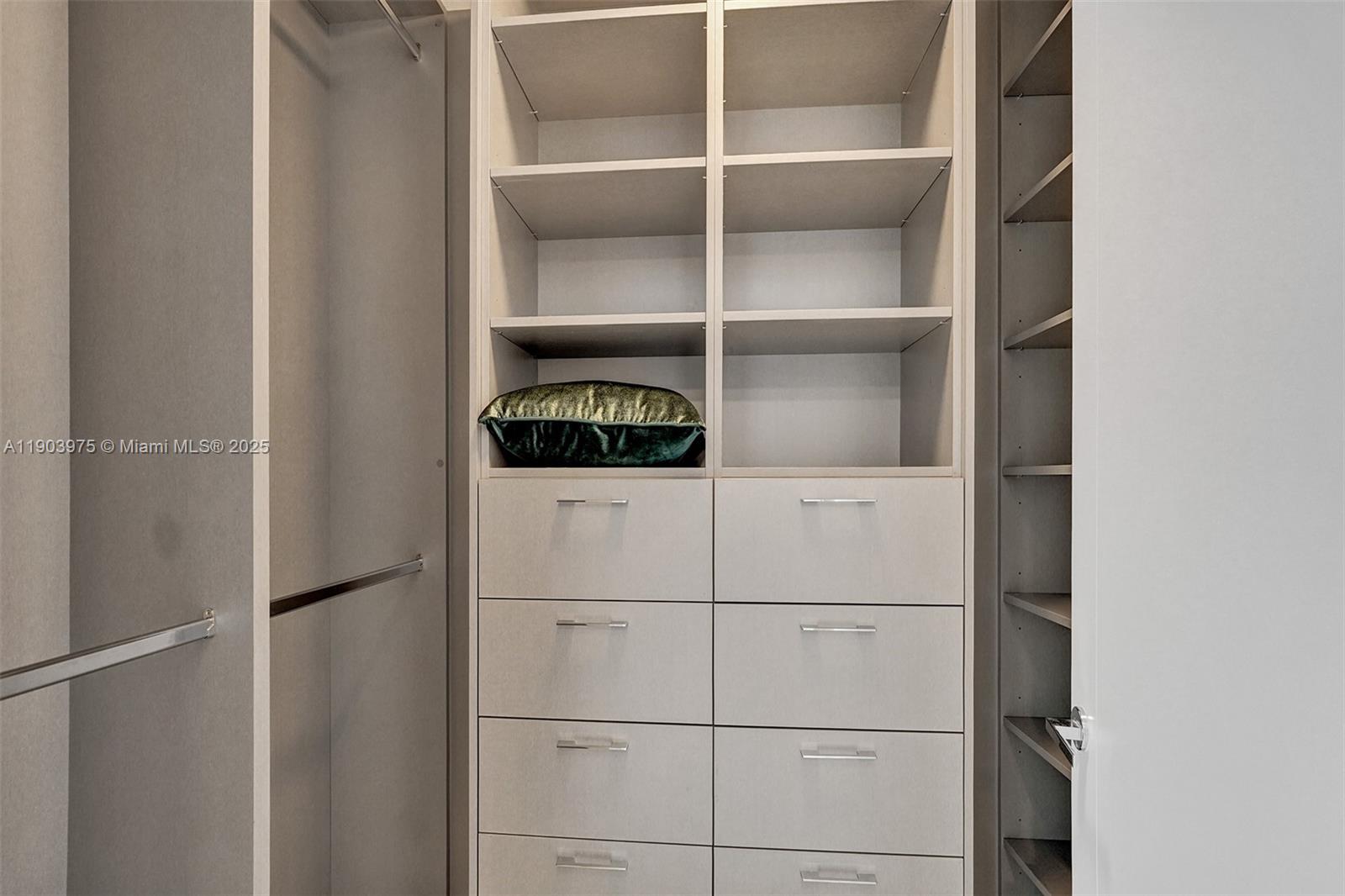 18501 Collins Ave #1902, Sunny Isles Beach FL 33160