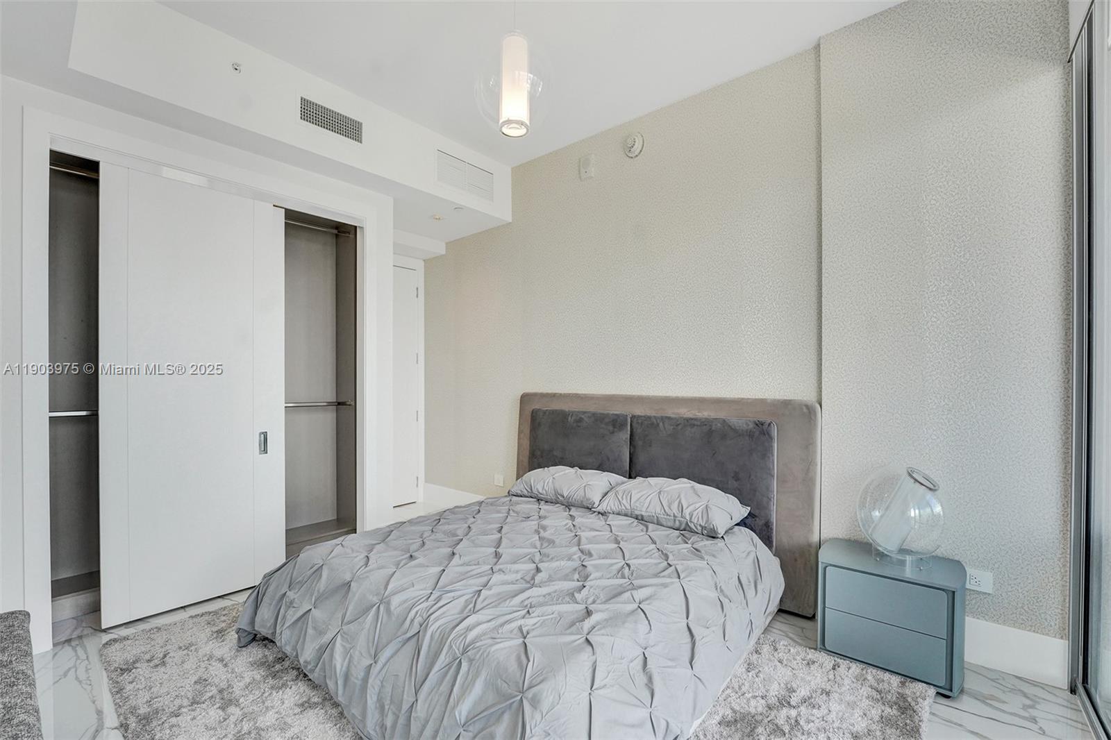 18501 Collins Ave #1902, Sunny Isles Beach FL 33160