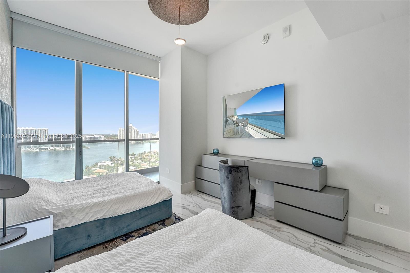 18501 Collins Ave #1902, Sunny Isles Beach FL 33160