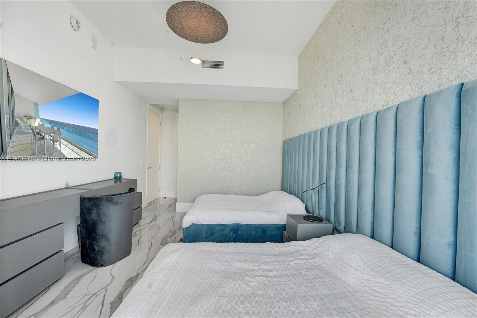 18501 Collins Ave #1902, Sunny Isles Beach FL 33160