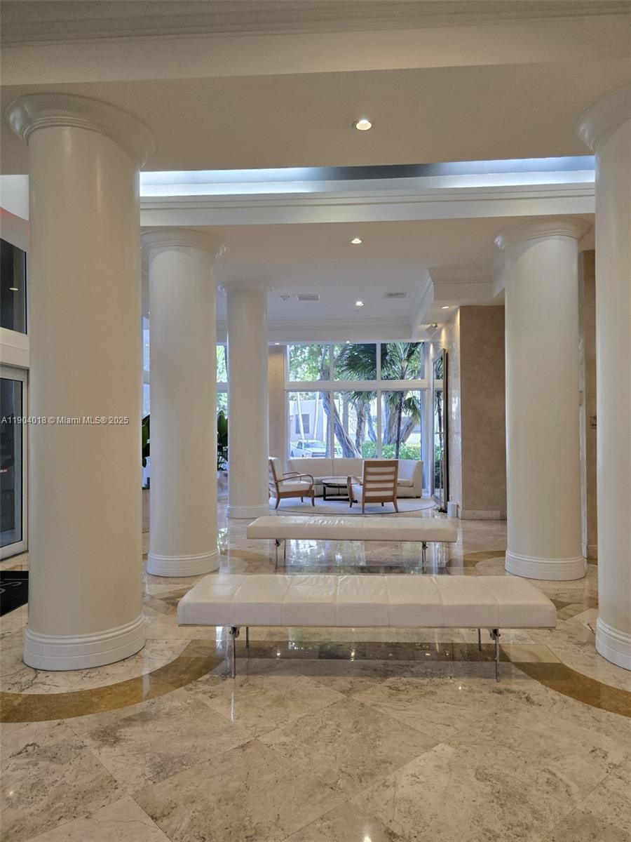 770 Claughton Island Dr #2108, Miami FL 33131