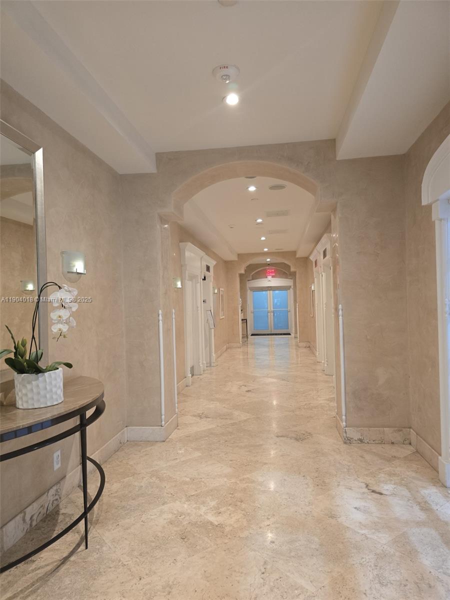 770 Claughton Island Dr #2108, Miami FL 33131