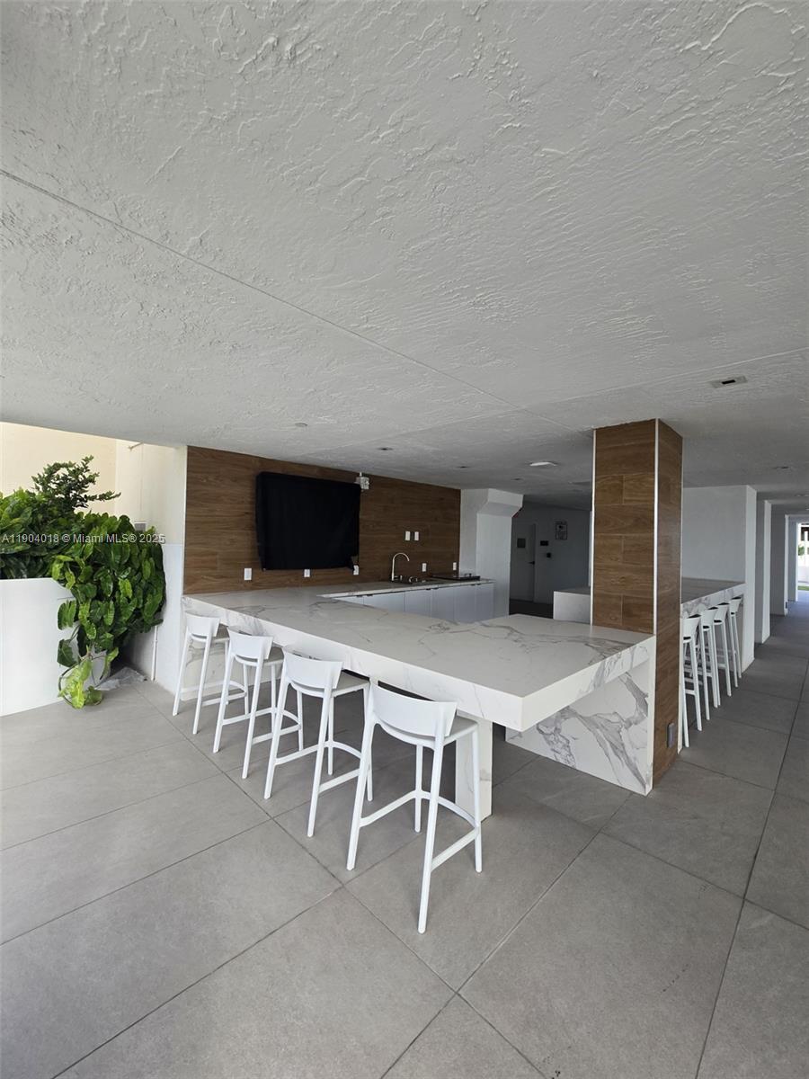 770 Claughton Island Dr #2108, Miami FL 33131