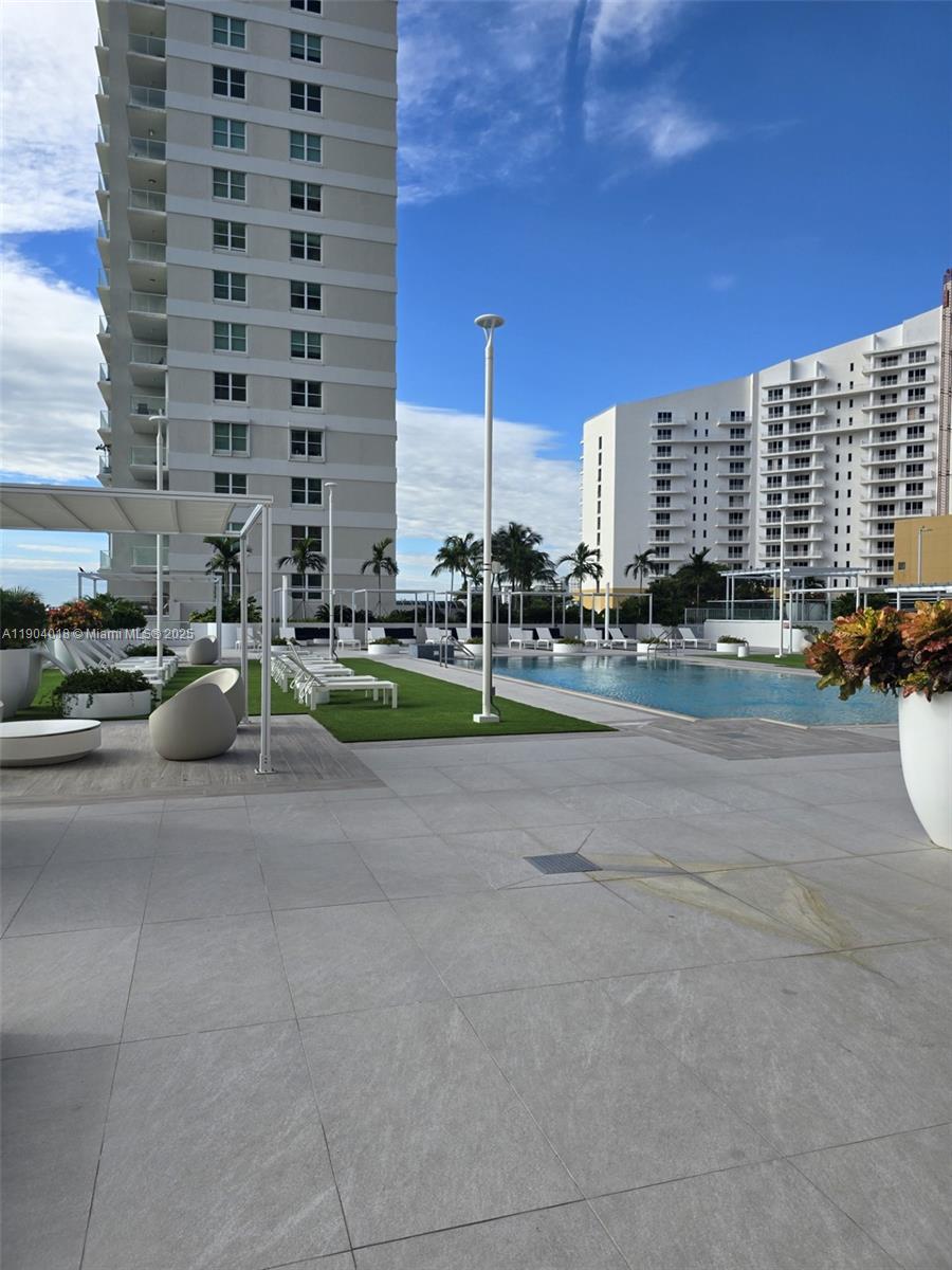 770 Claughton Island Dr #2108, Miami FL 33131