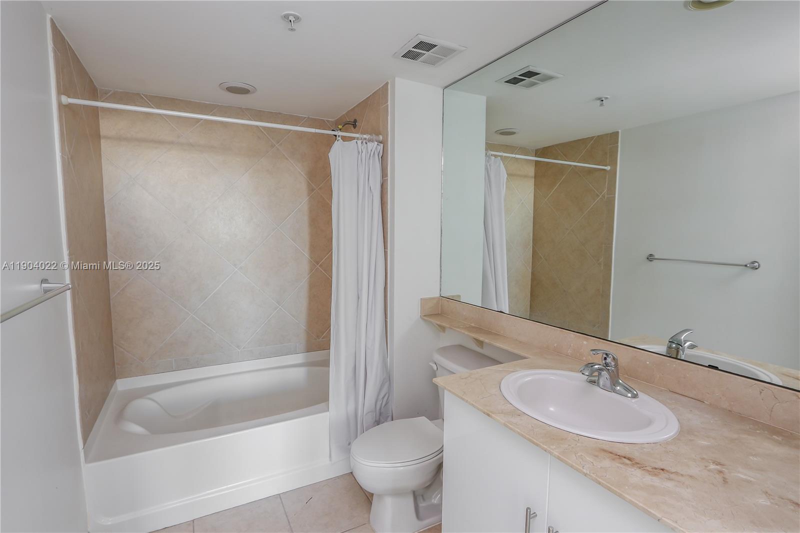325 S Biscayne Blvd #1722, Miami FL 33131