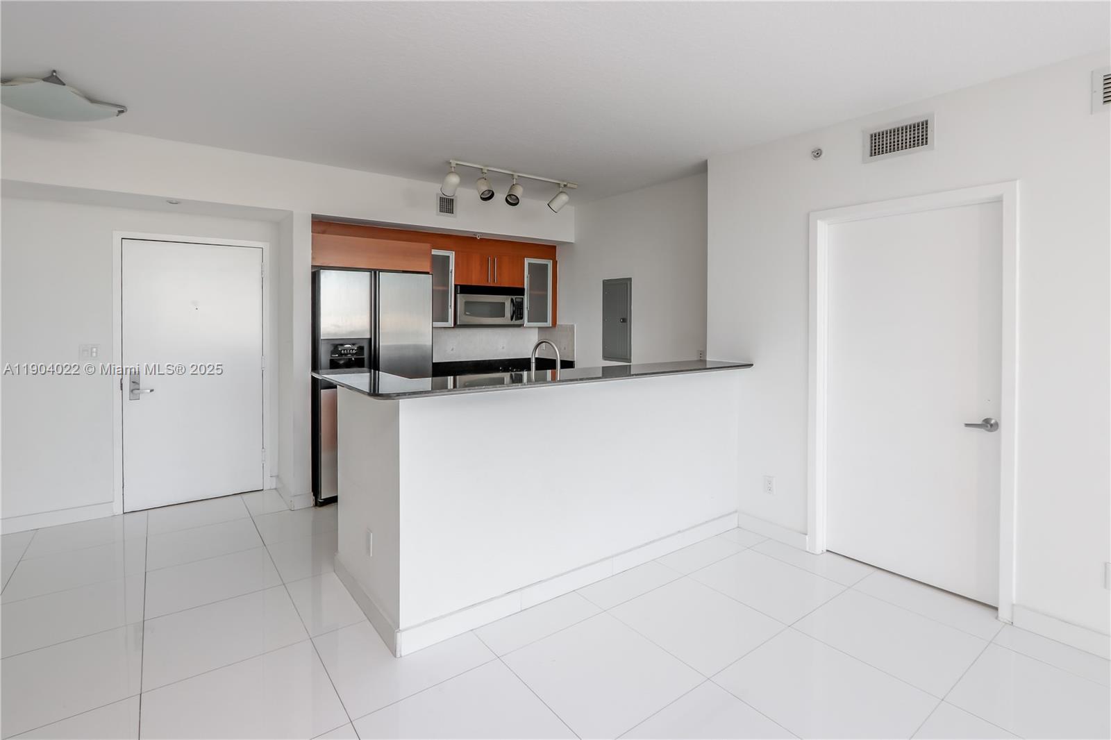 325 S Biscayne Blvd #1722, Miami FL 33131