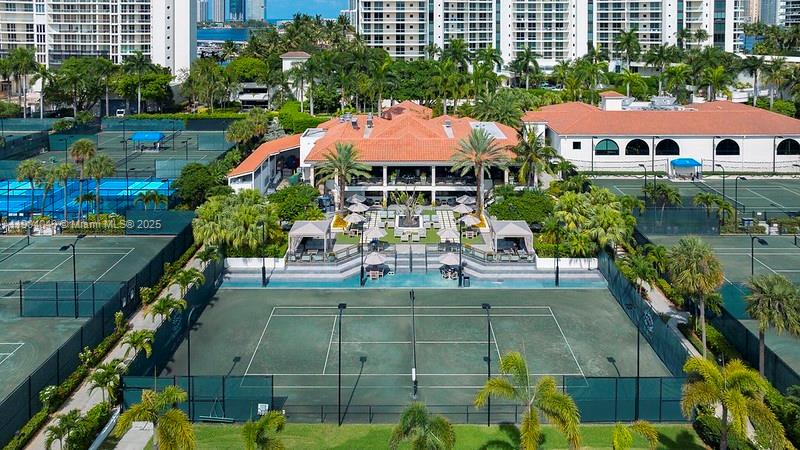 2000 Island Blvd #609, Aventura FL 33160