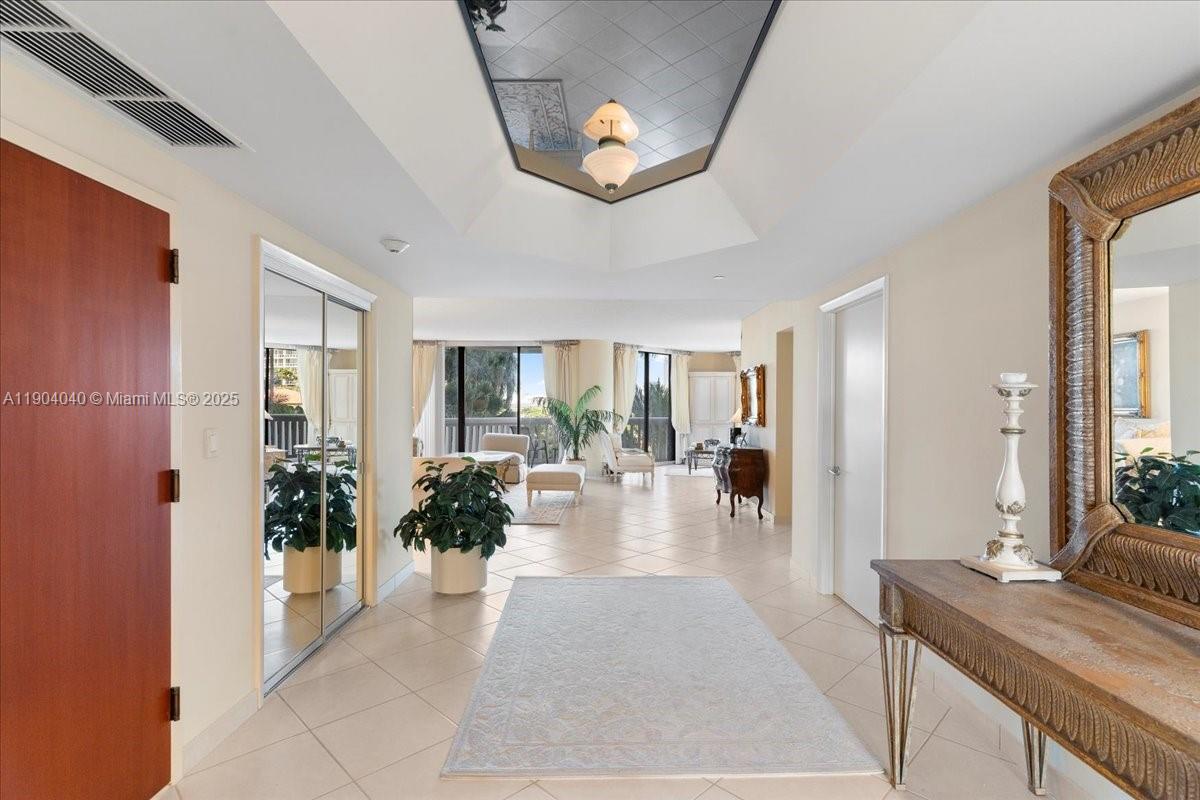 2000 Island Blvd #609, Aventura FL 33160