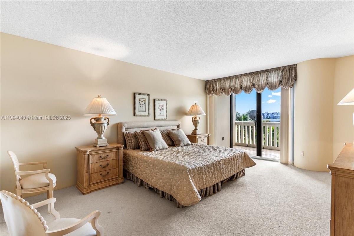 2000 Island Blvd #609, Aventura FL 33160