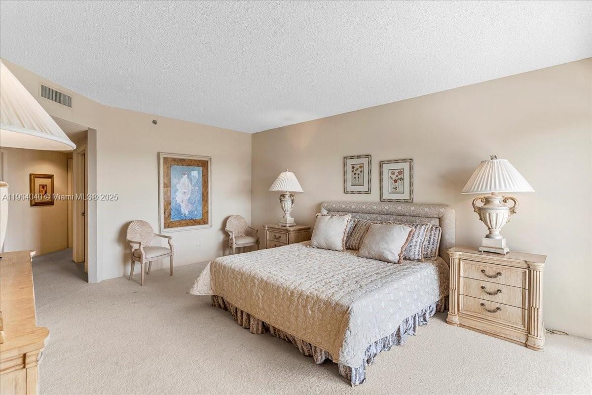 2000 Island Blvd #609, Aventura FL 33160
