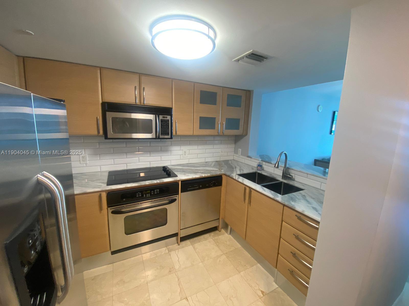 2101 Brickell Ave #1105, Miami FL 33129