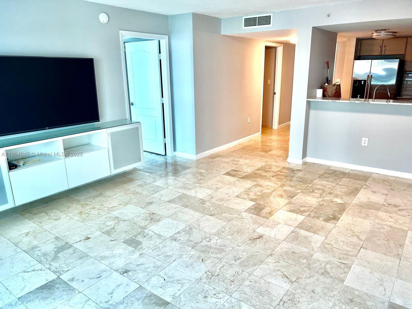 2101 Brickell Ave #1105, Miami FL 33129