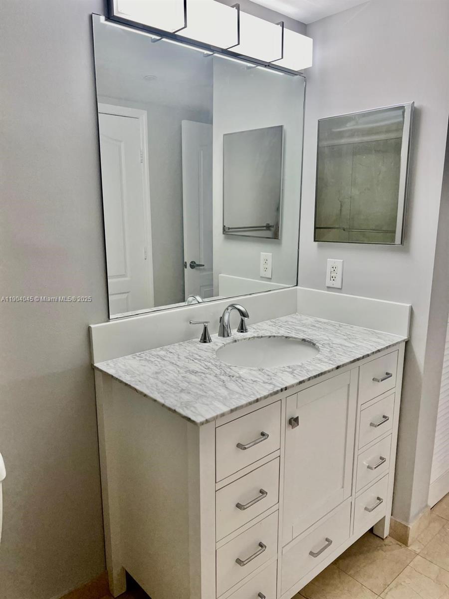 2101 Brickell Ave #1105, Miami FL 33129