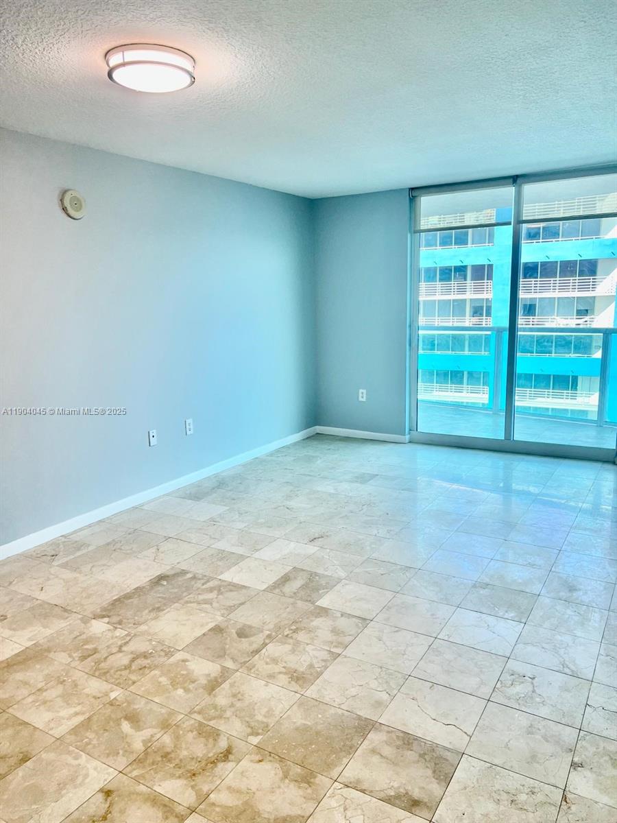 2101 Brickell Ave #1105, Miami FL 33129