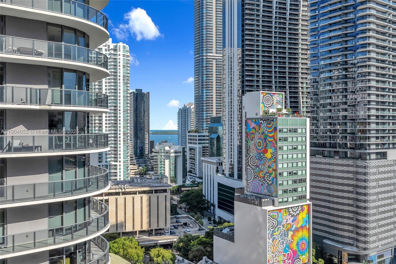 55 SW 9th St #1802, Miami FL 33130