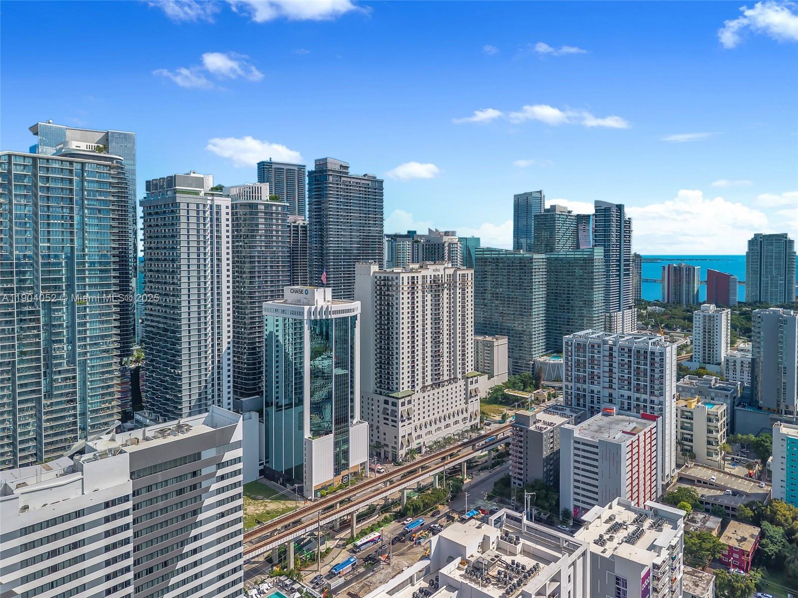 55 SW 9th St #1802, Miami FL 33130