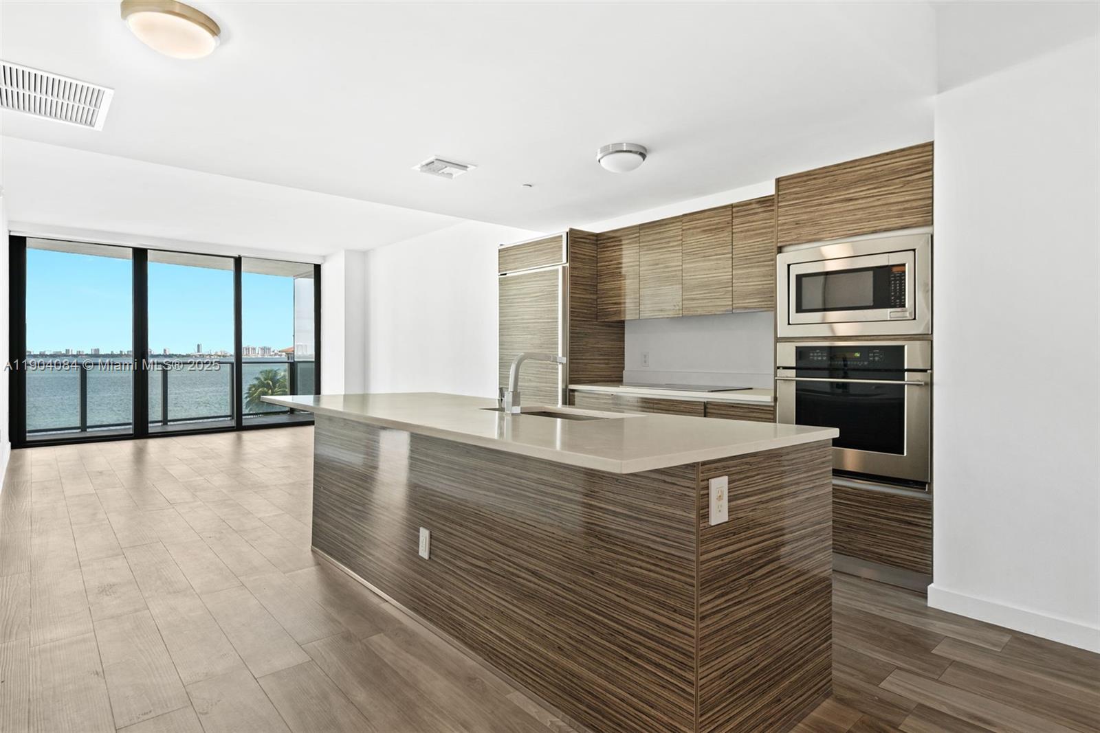 460 NE 28th St #505, Miami FL 33137