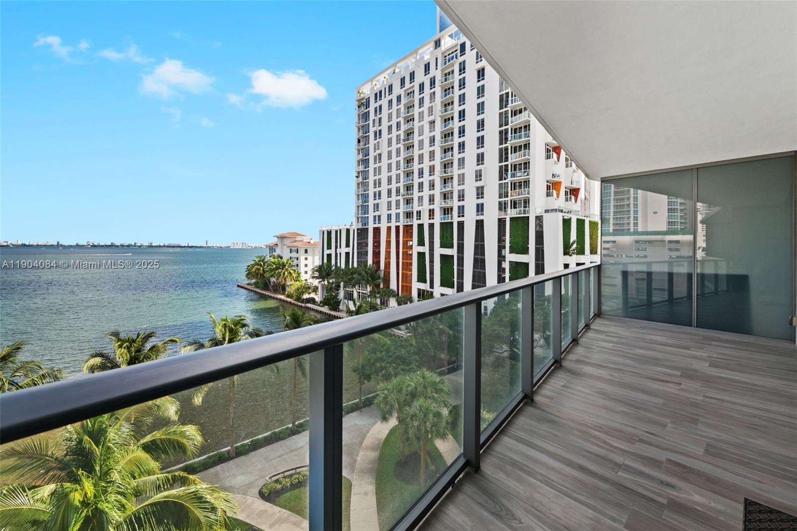 460 NE 28th St #505, Miami FL 33137
