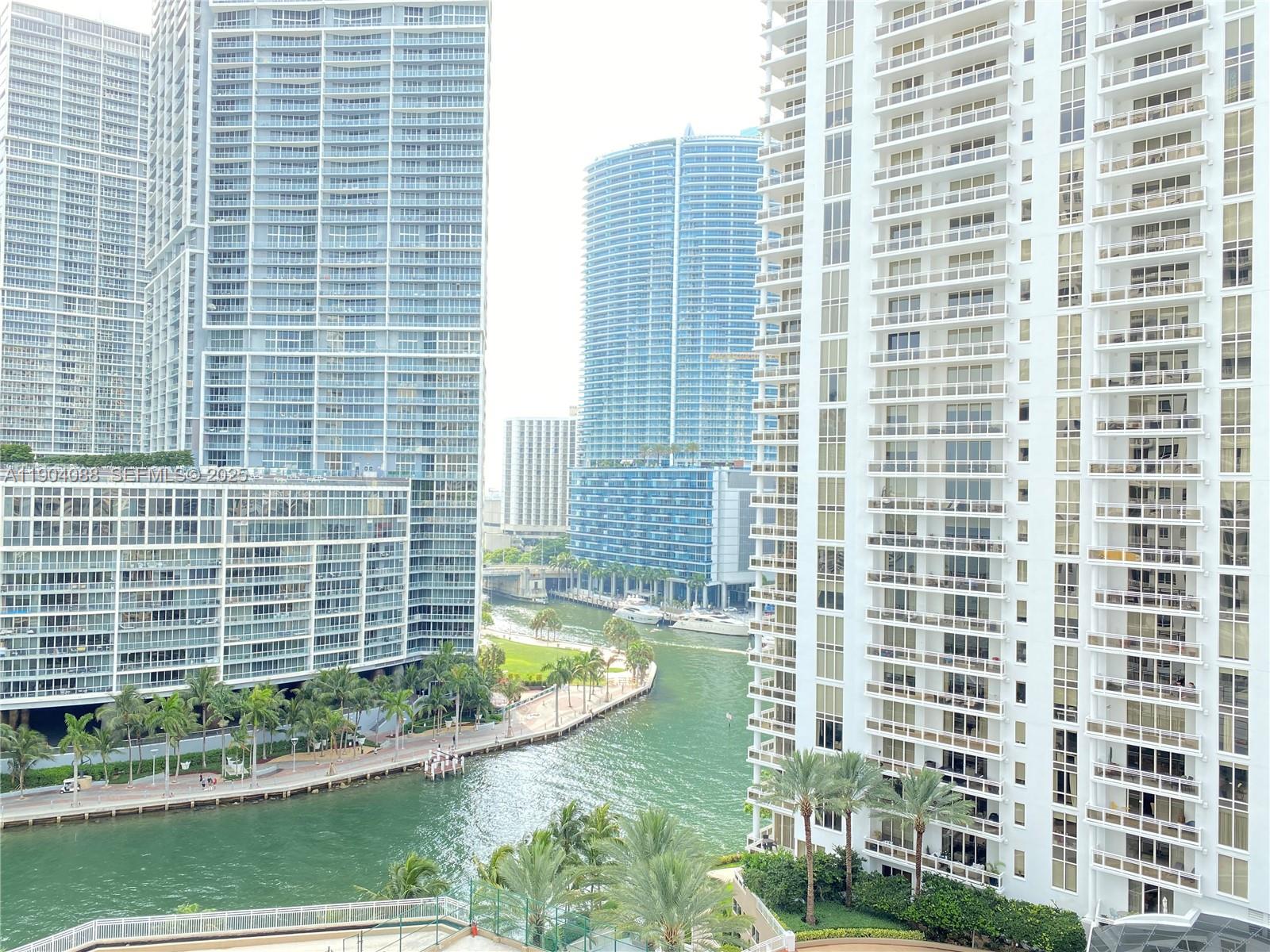 801 Brickell Key Blvd #1510, Miami FL 33131