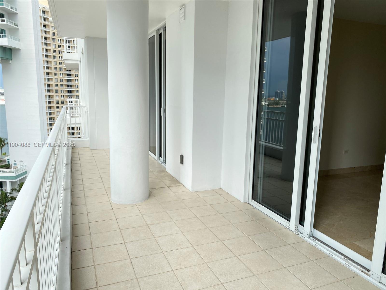 801 Brickell Key Blvd #1510, Miami FL 33131