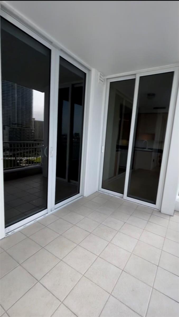 801 Brickell Key Blvd #1510, Miami FL 33131
