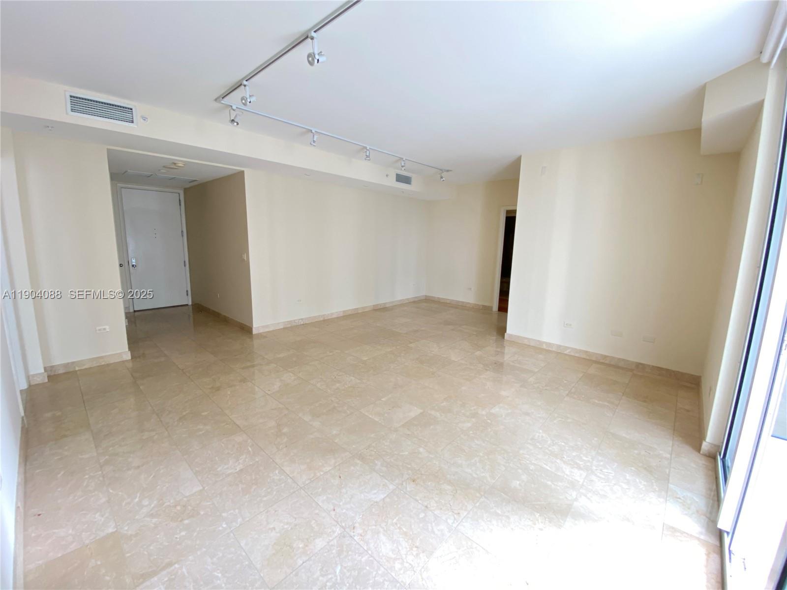 801 Brickell Key Blvd #1510, Miami FL 33131