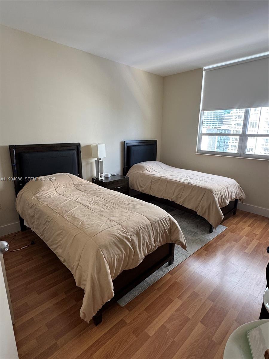 801 Brickell Key Blvd #1510, Miami FL 33131