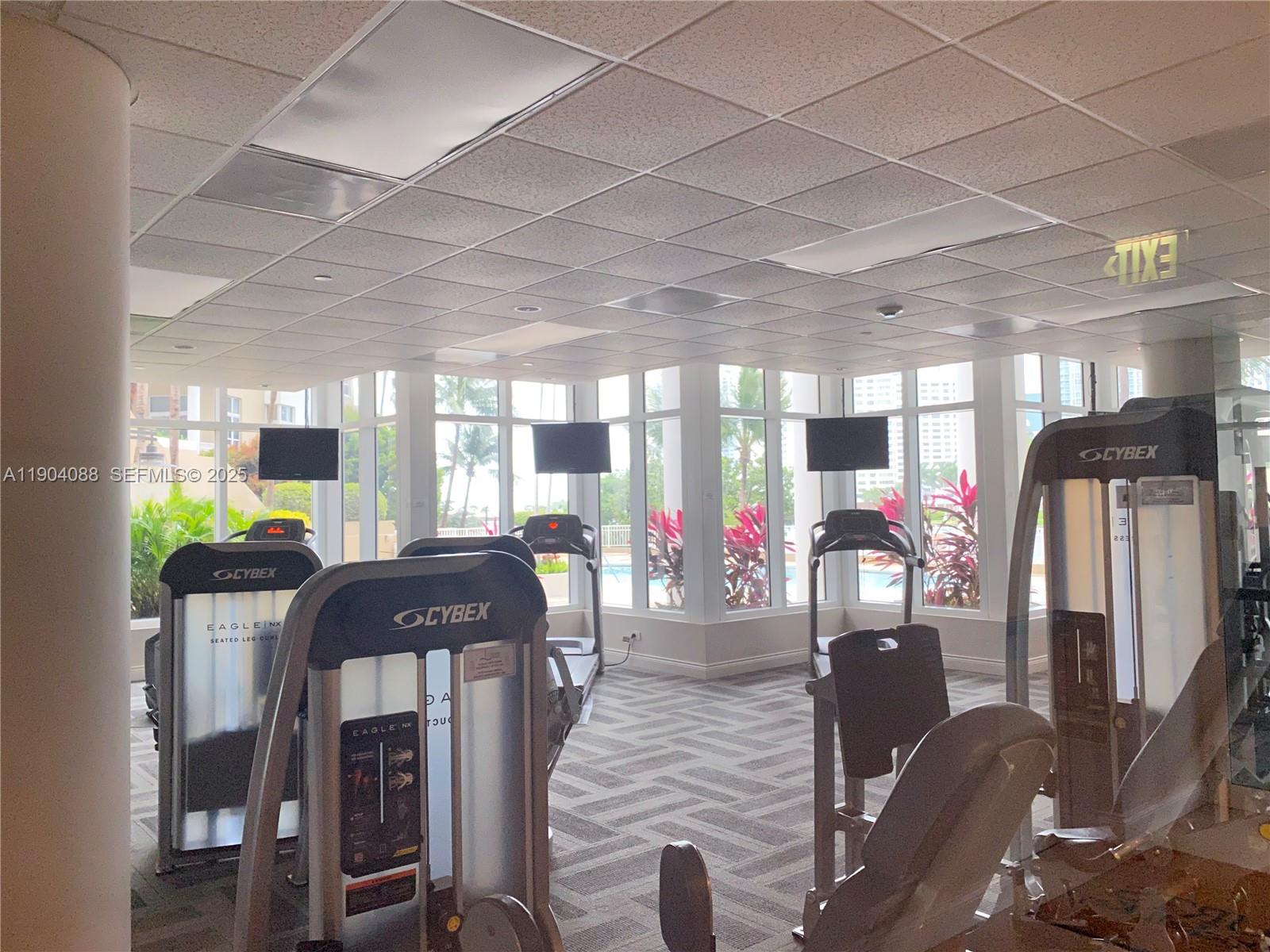801 Brickell Key Blvd #1510, Miami FL 33131
