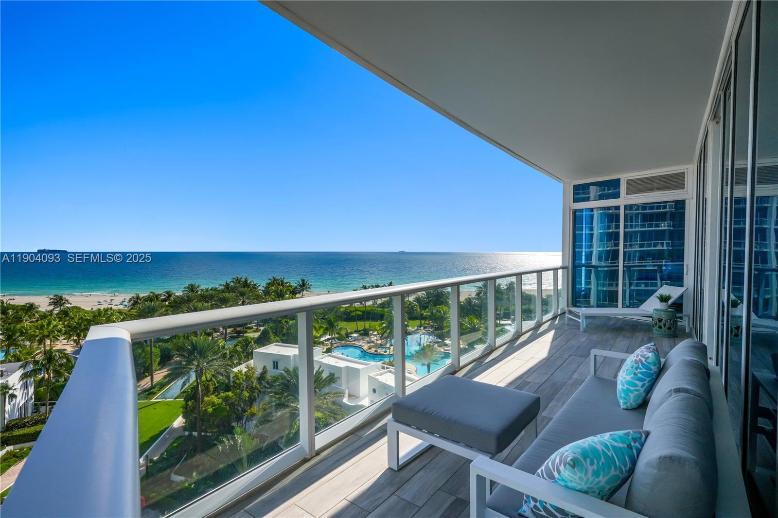 100 S Pointe Dr #909, Miami Beach FL 33139
