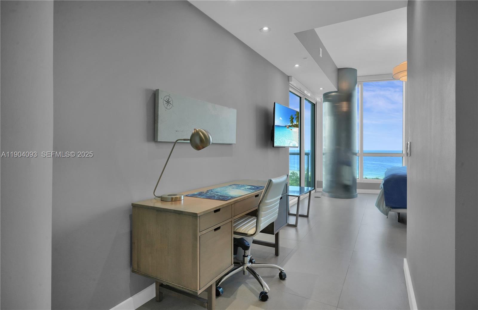 100 S Pointe Dr #909, Miami Beach FL 33139
