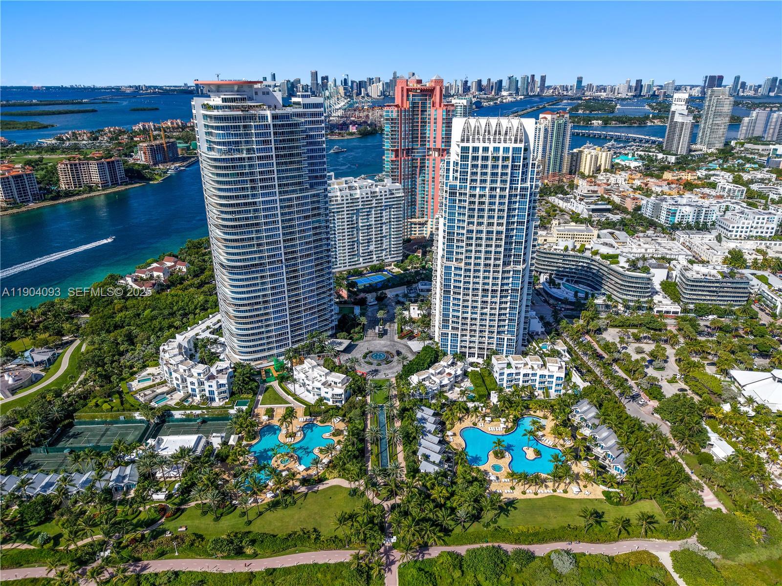 100 S Pointe Dr #909, Miami Beach FL 33139