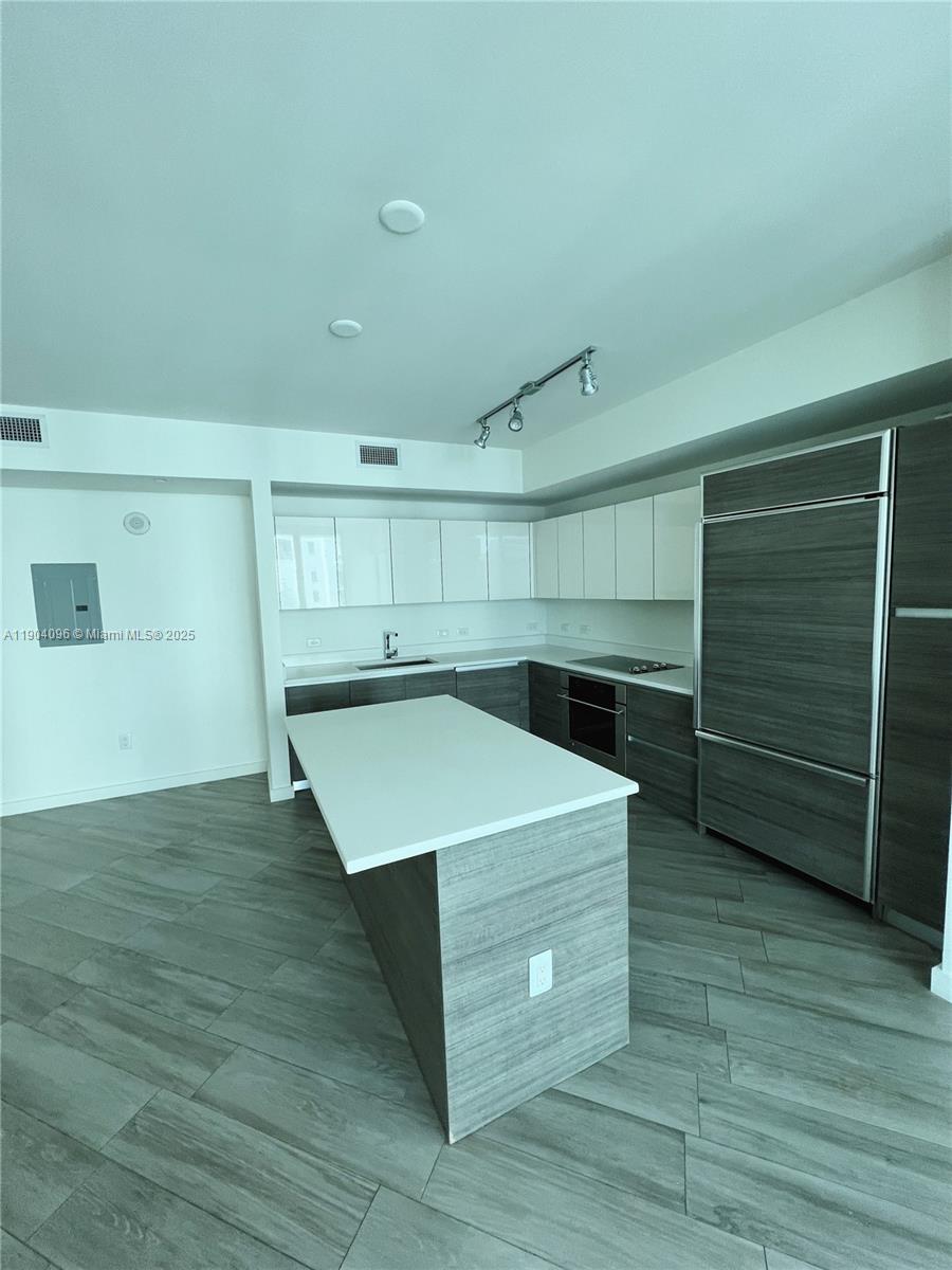1100 S Miami Ave #3310, Miami FL 33130