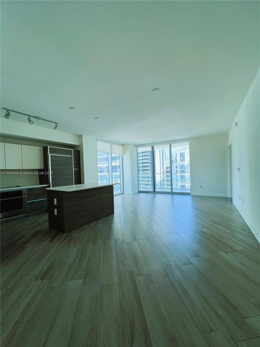 1100 S Miami Ave #3310, Miami FL 33130