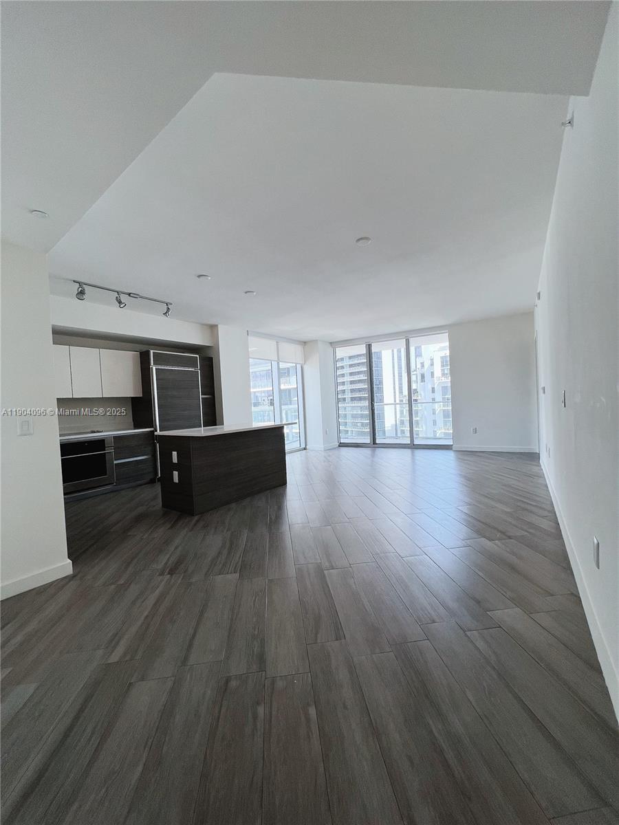 1100 S Miami Ave #3310, Miami FL 33130