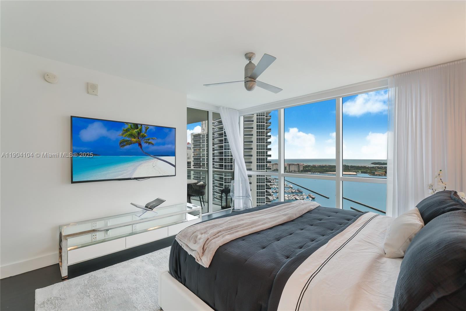 450 Alton Rd #2603, Miami Beach FL 33139