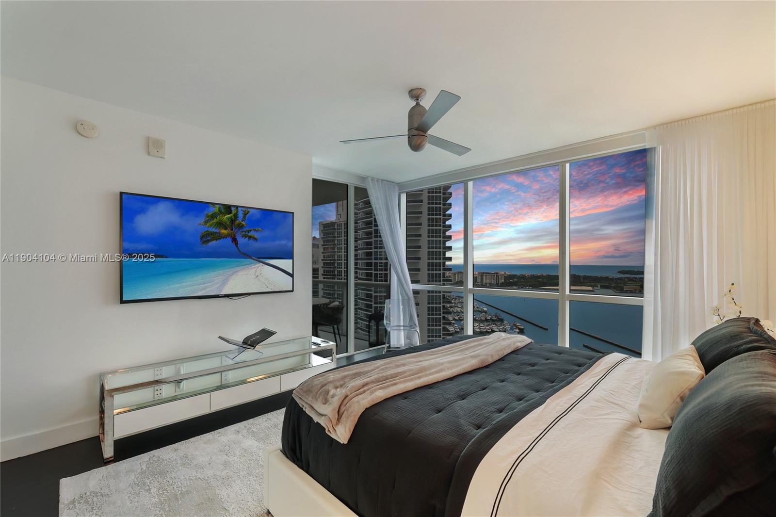 450 Alton Rd #2603, Miami Beach FL 33139