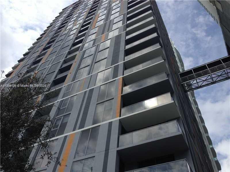31 SE 6th St #604, Miami FL 33131