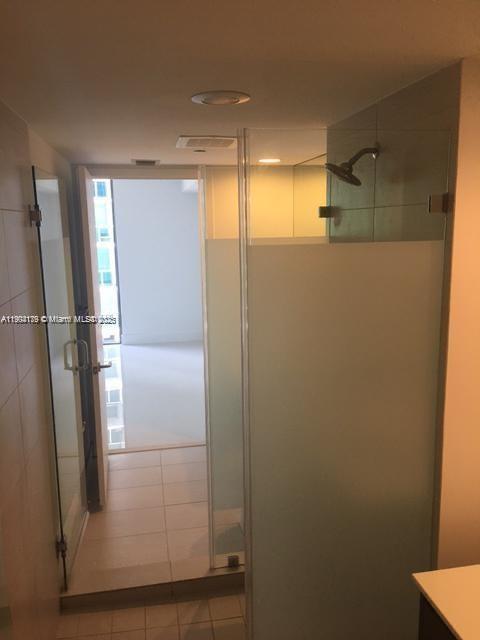 31 SE 6th St #604, Miami FL 33131
