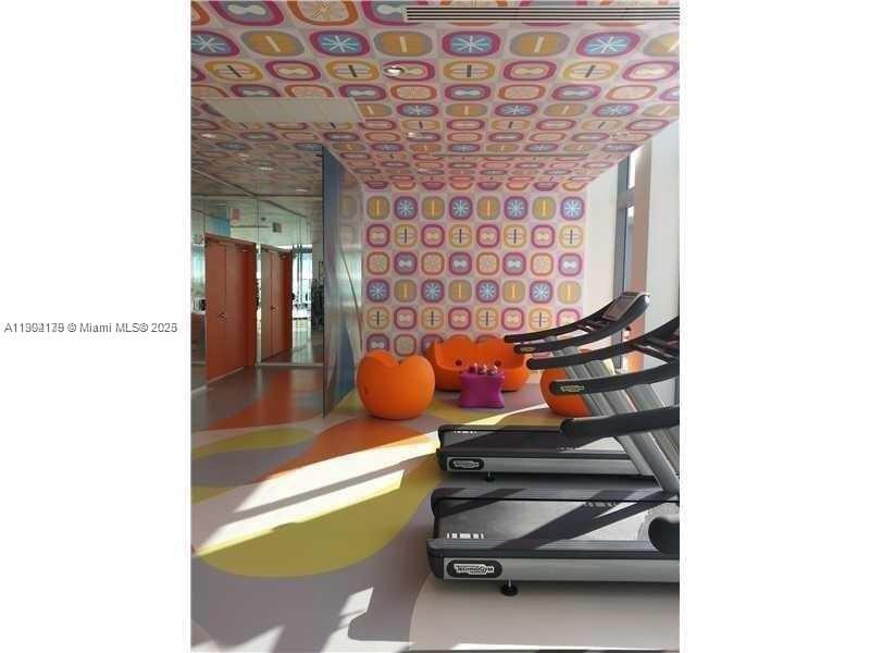 31 SE 6th St #604, Miami FL 33131