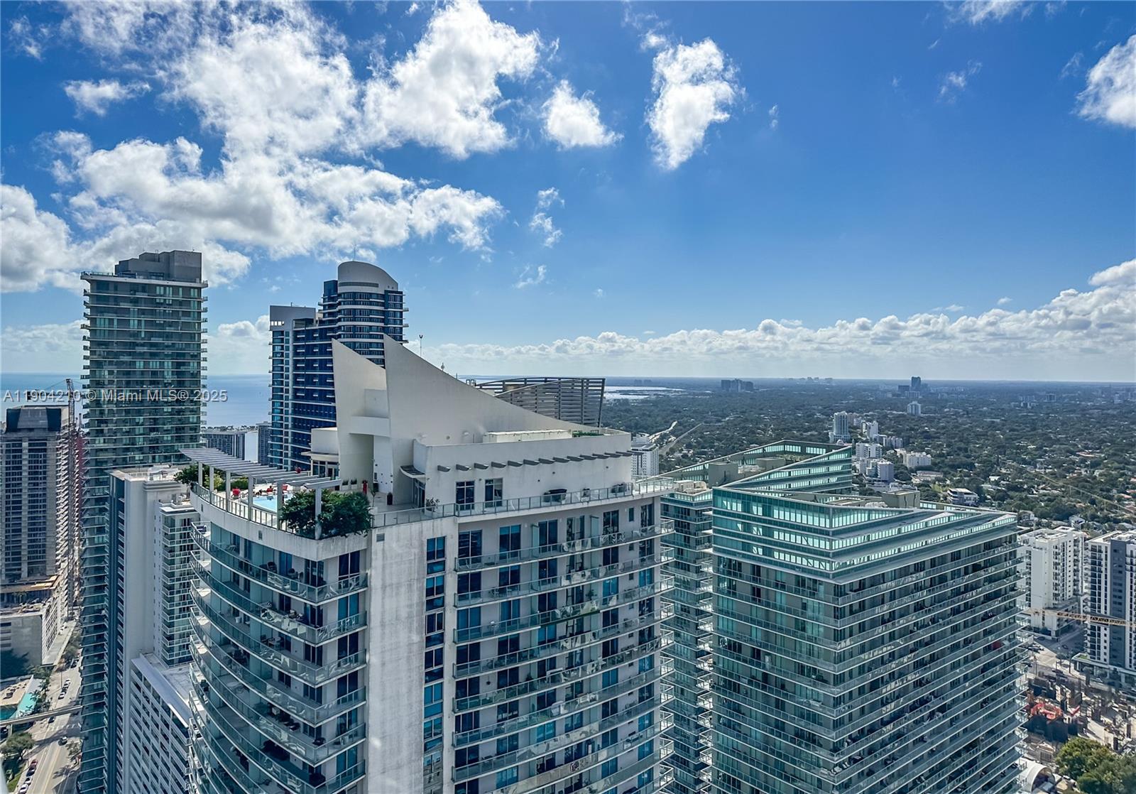 1000 Brickell Plz #4806, Miami FL 33131