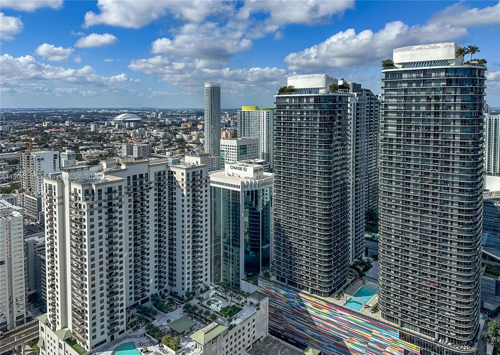 1000 Brickell Plz #4806, Miami FL 33131