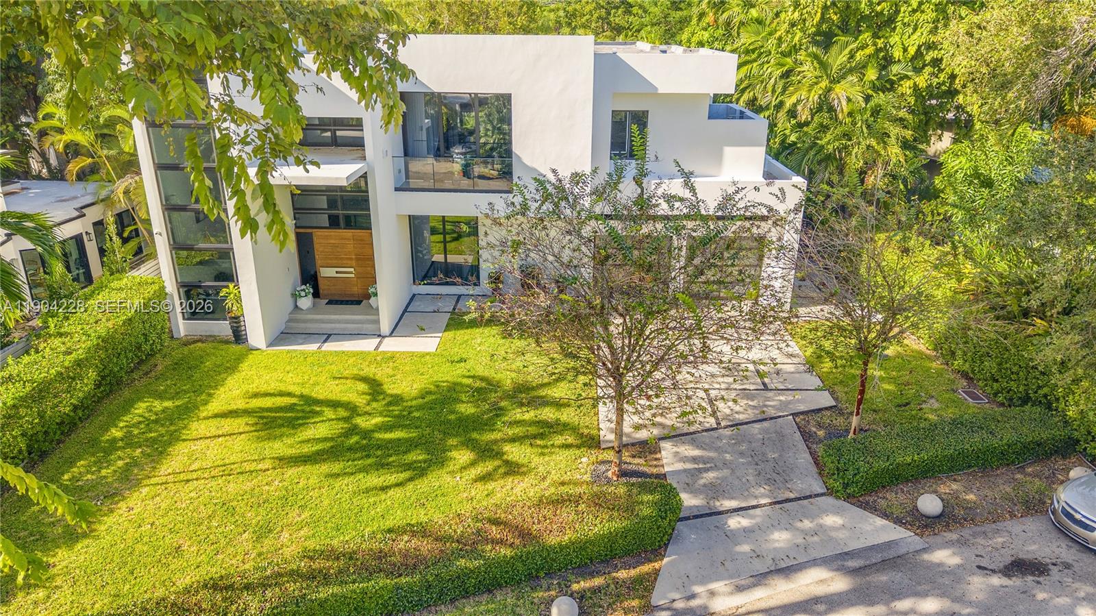 3764 Carmen Ct, Miami FL 33133