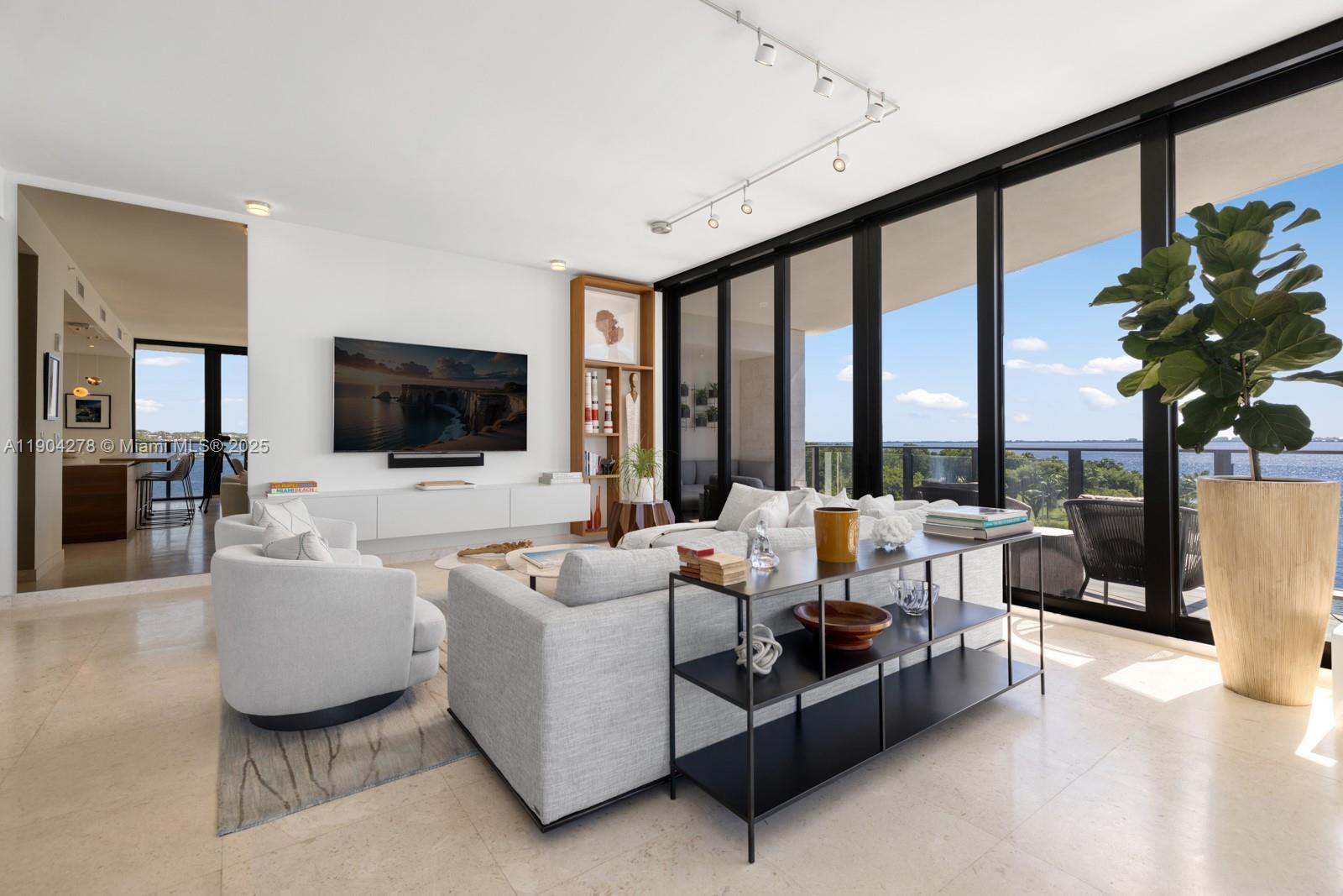 3581 E Glencoe St #501, Miami FL 33133