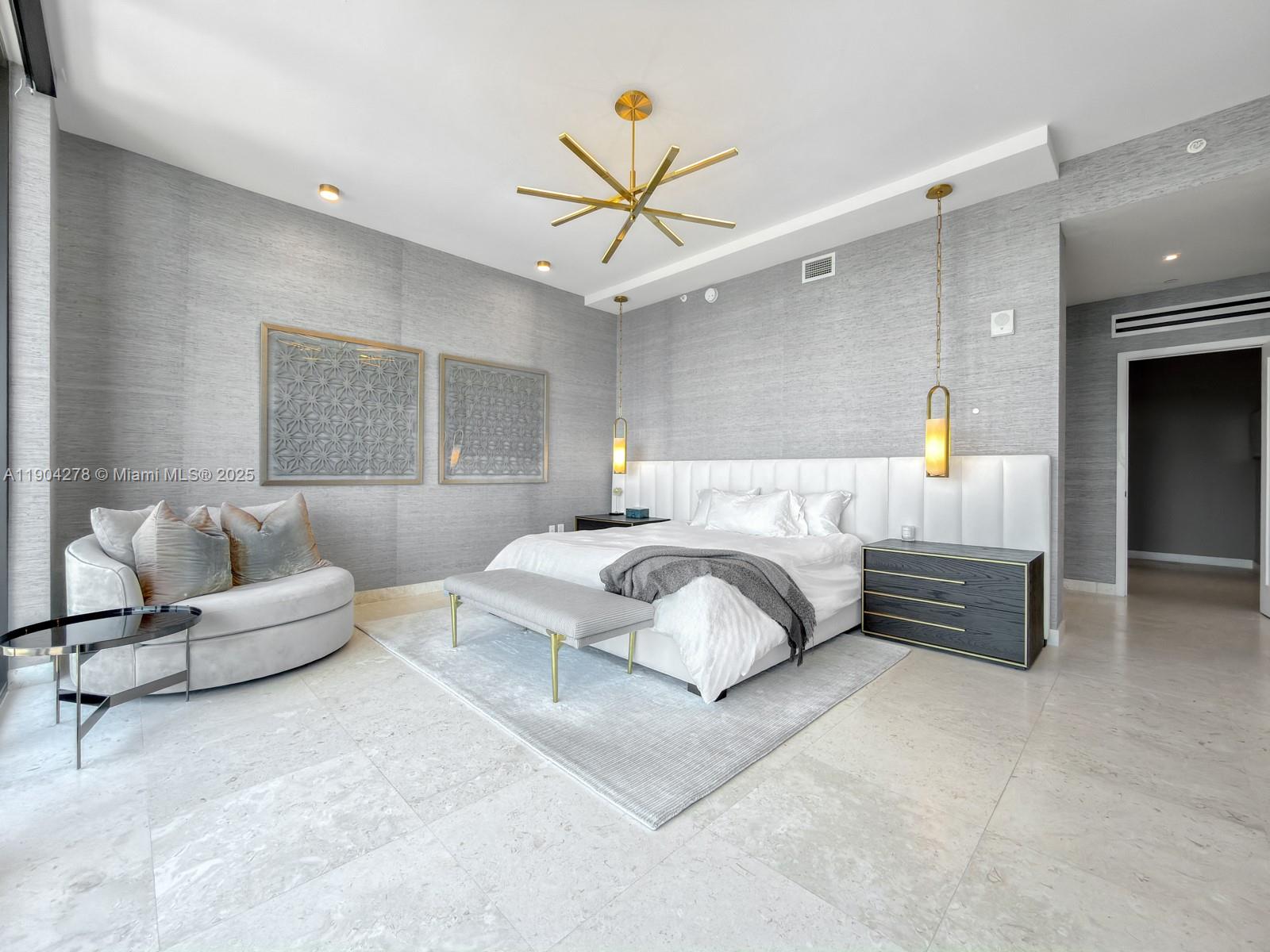 3581 E Glencoe St #501, Miami FL 33133