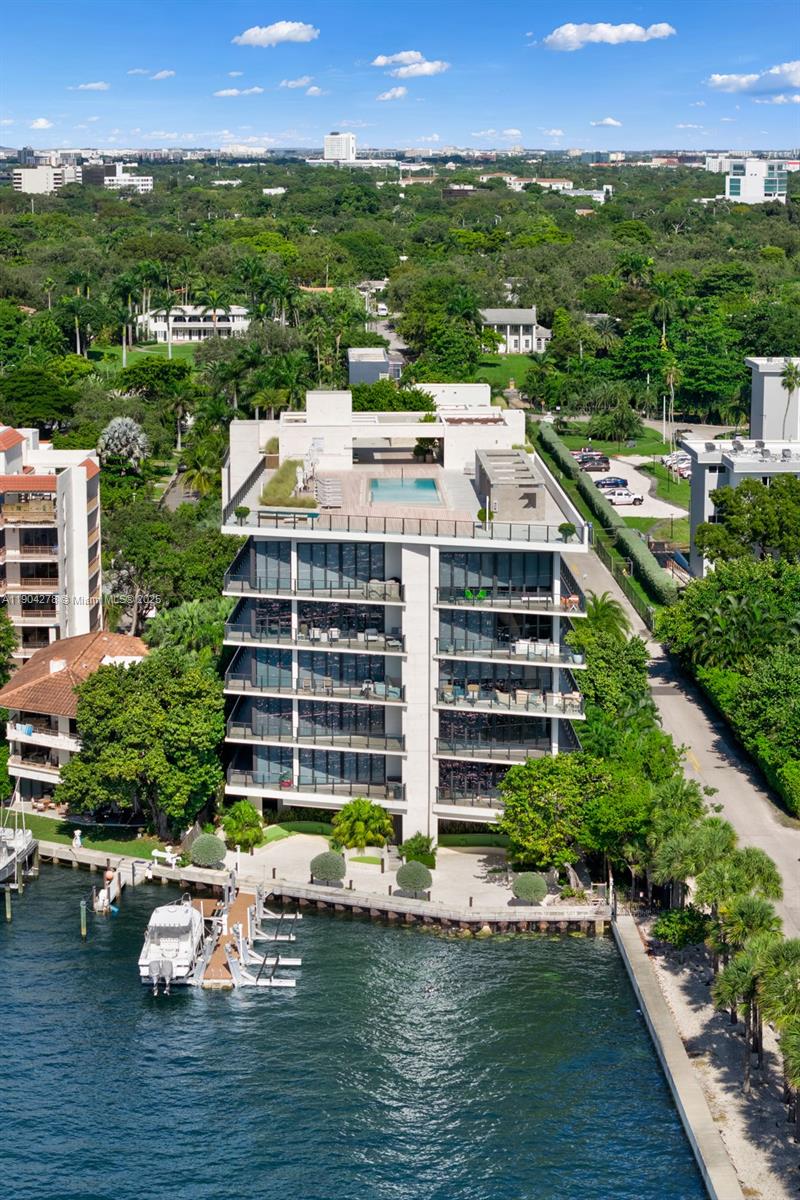 3581 E Glencoe St #501, Miami FL 33133