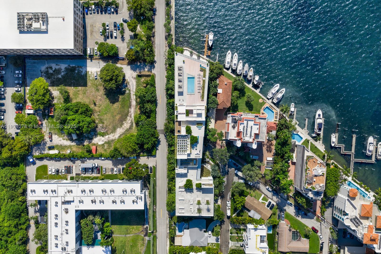 3581 E Glencoe St #501, Miami FL 33133