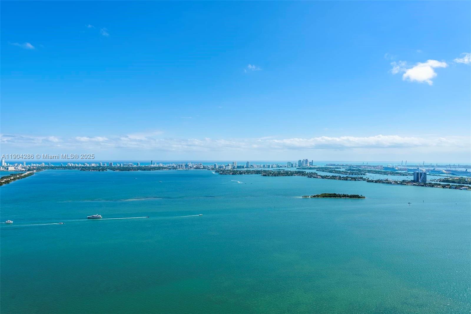 650 NE 32nd St #PH5201, Miami FL 33137