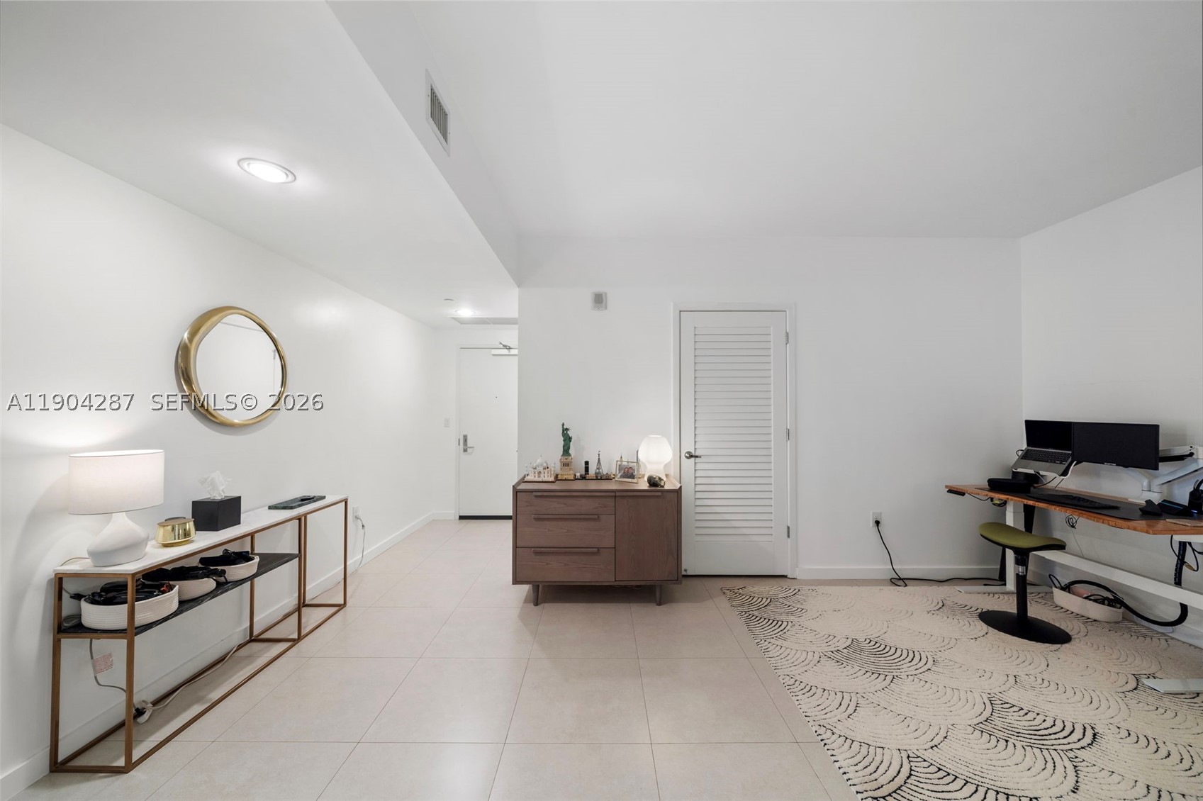 1010 Brickell Ave #1706, Miami FL 33131
