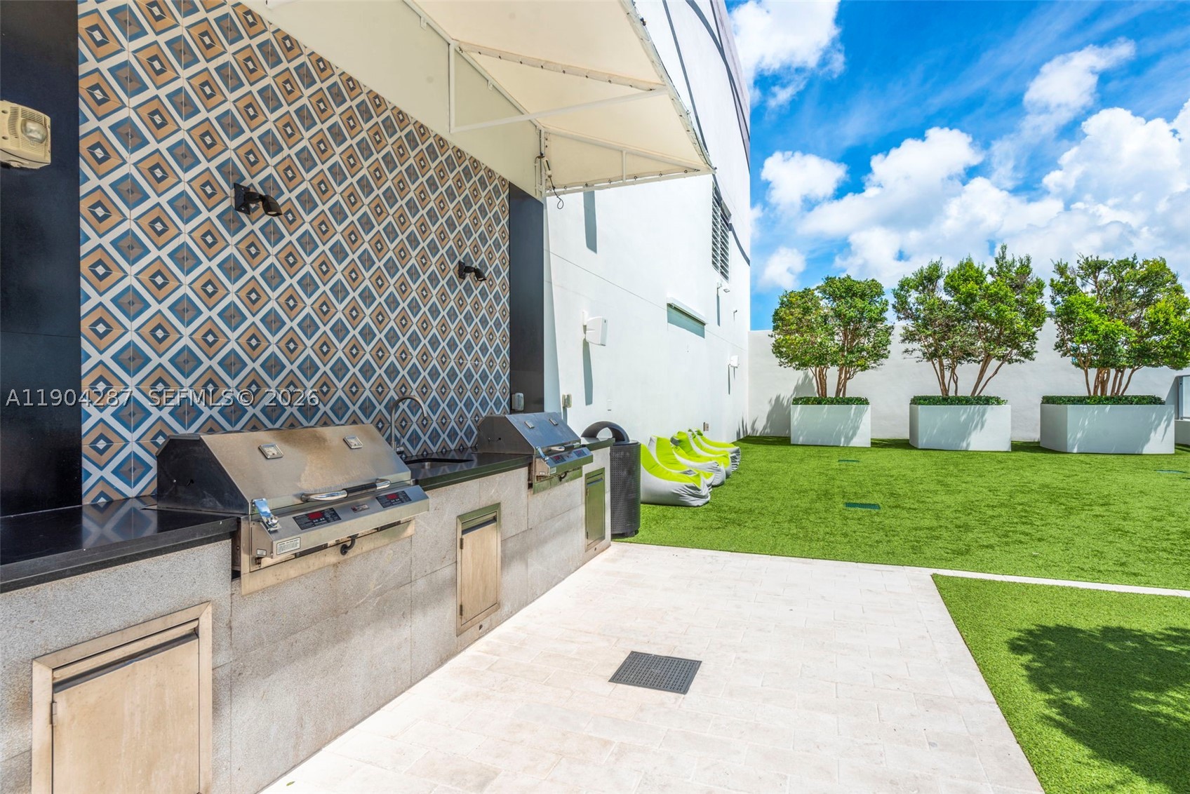 1010 Brickell Ave #1706, Miami FL 33131