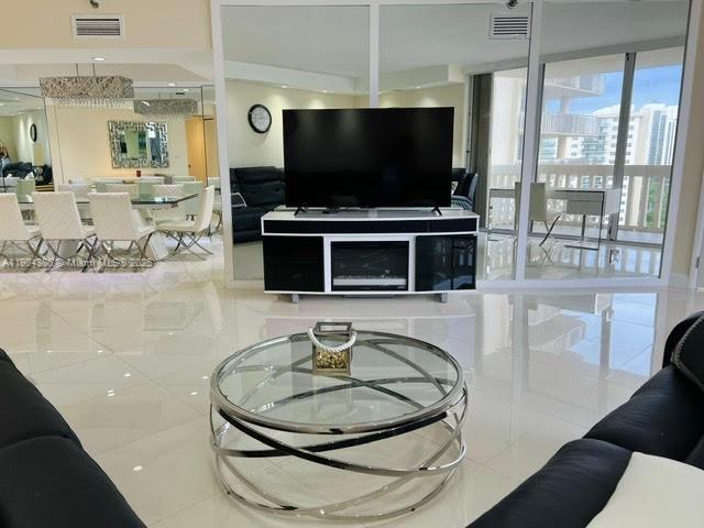 19355 Turnberry Way #10A, Aventura FL 33180